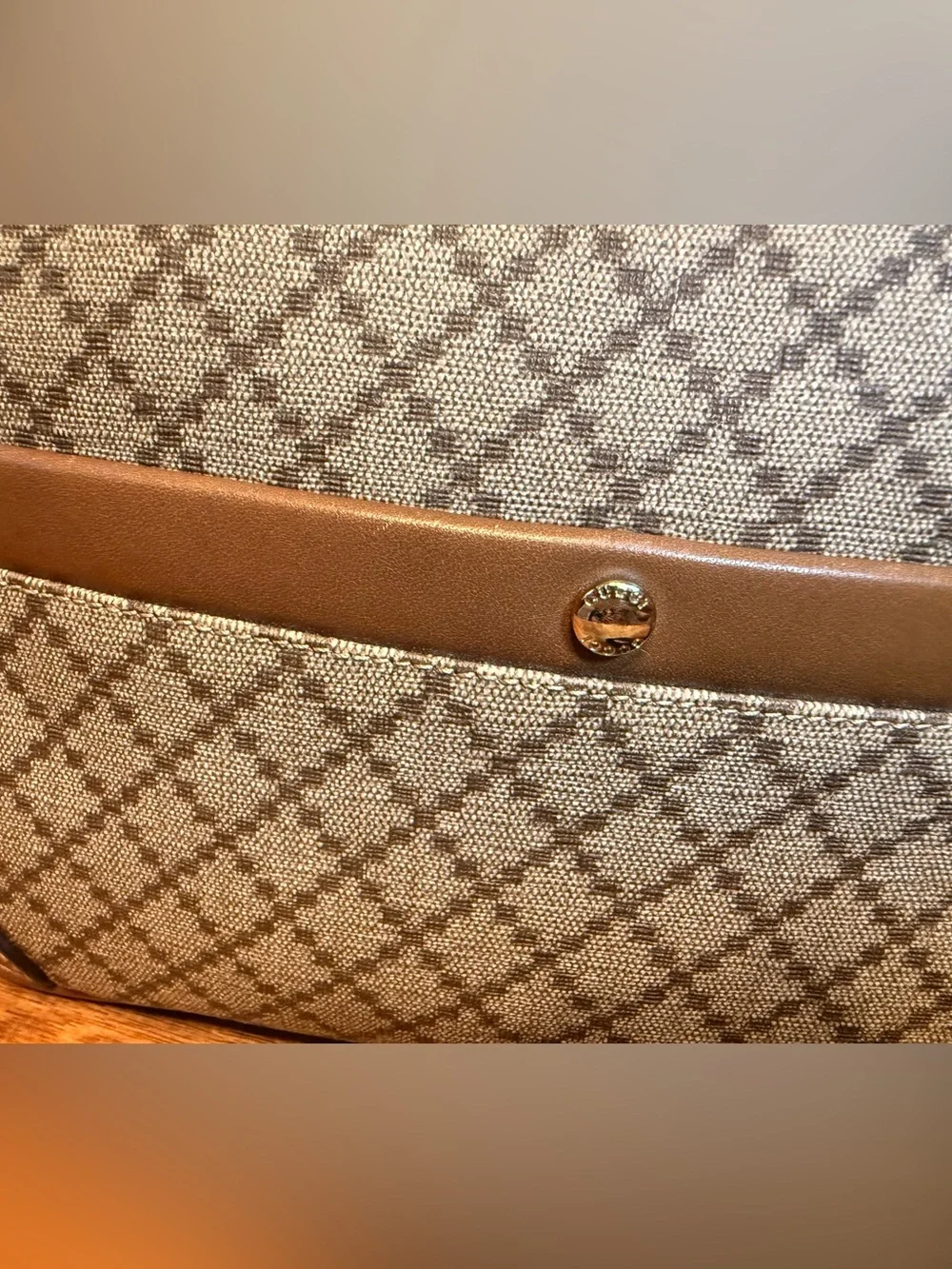 Gucci Diamante Coated Canvas Wristlet Clutch – Brown/Beige | Style 267921